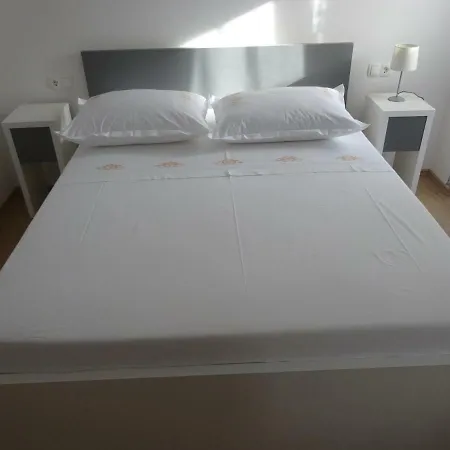 Duce Apartman *