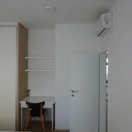 Duce Apartment